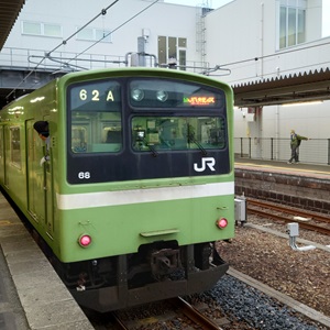 JR