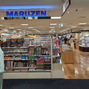 �}���[��